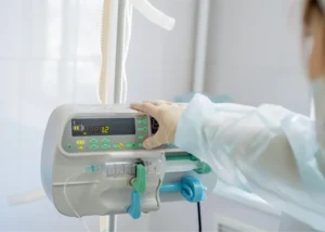 ¿Qué es la sedación intravenosa? Usos, beneficios y seguridad en Colombia